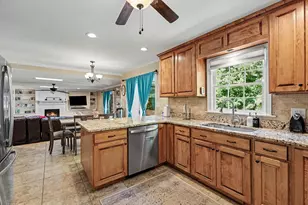 301 Greenwood Dr, Fredericksburg, VA 22405 - Photo 6