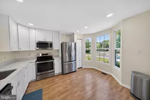 111 Knollwood Ct, Stafford, VA 22554 - Photo 6