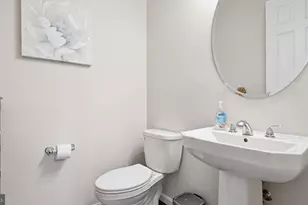 502 Pepperidge Dr, Stafford, VA 22554 - Photo 8