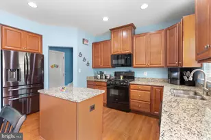 47 Queensland Dr, Fredericksburg, VA 22405 - Photo 10