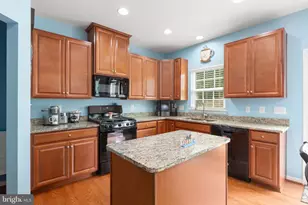 47 Queensland Dr, Fredericksburg, VA 22405 - Photo 8