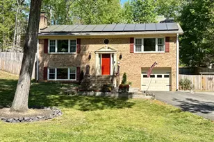 1013 Aquia Dr, Stafford, VA 22554 - Photo 2