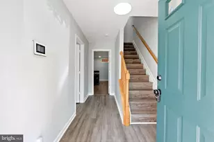 102 Regina Ln, Fredericksburg, VA 22405 - Photo 2