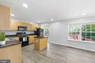 102 Regina Ln, Fredericksburg, VA 22405 - Photo 10