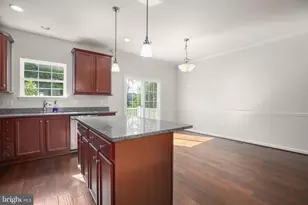 304 Tree Line Dr, Fredericksburg, VA 22405 - Photo 16