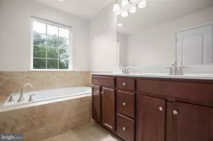304 Tree Line Dr, Fredericksburg, VA 22405 - Photo 24