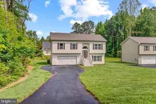 17 Carol St, Fredericksburg, VA 22405 - Photo 1
