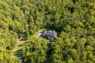 425 Wakerobin Dr, Stafford, VA 22556 - Photo 2
