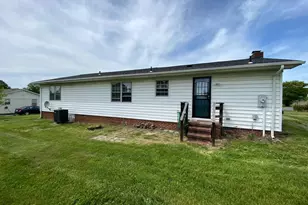1804 Sherwood Dr, Fredericksburg, VA 22405 - Photo 18