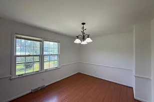 1804 Sherwood Dr, Fredericksburg, VA 22405 - Photo 4