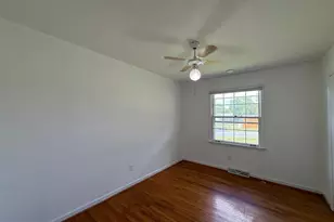 1804 Sherwood Dr, Fredericksburg, VA 22405 - Photo 14