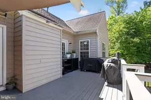 325 Gentle Breeze Cir, Fredericksburg, VA 22406 - Photo 50