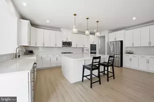 320 Pepperidge Dr, Stafford, VA 22554 - Photo 10