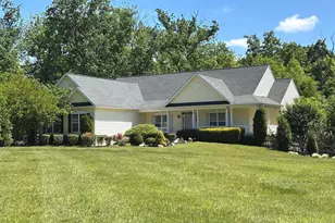 320 Gentle Breeze Cir, Fredericksburg, VA 22406 - Photo 2