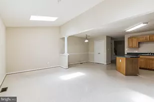 106 Charles St, Fredericksburg, VA 22405 - Photo 4