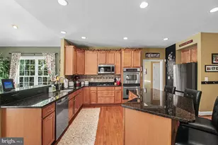 335 Gentle Breeze Cir, Fredericksburg, VA 22406 - Photo 12