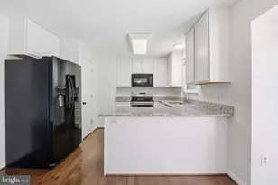 309 Barrows Ct, Fredericksburg, VA 22406 - Photo 12