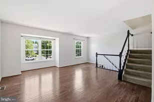 309 Barrows Ct, Fredericksburg, VA 22406 - Photo 8