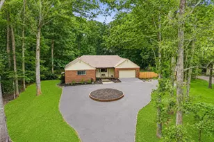 10 Ridgeview Cir, Fredericksburg, VA 22406 - Photo 2