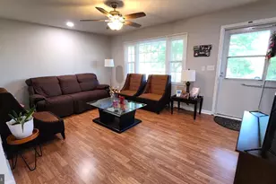 913 Eastern View Dr, Fredericksburg, VA 22405 - Photo 10