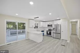 9 W Briar Dr, Stafford, VA 22556 - Photo 2