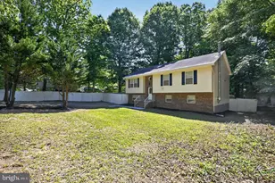 9 W Briar Dr, Stafford, VA 22556 - Photo 1