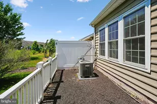 165 Hyannis Pl, Fredericksburg, VA 22406 - Photo 8