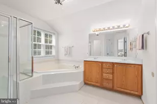 425 Gentle Breeze Cir, Fredericksburg, VA 22406 - Photo 22