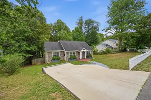 28 Cherry Laurel Dr, Fredericksburg, VA 22405 - Photo 2