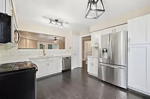 28 Cherry Laurel Dr, Fredericksburg, VA 22405 - Photo 4