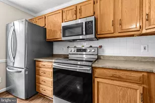 102 Mews Ct, Stafford, VA 22556 - Photo 8