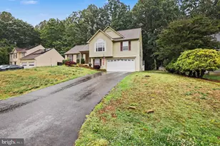 67 Cardinal Forest Dr, Fredericksburg, VA 22406 - Photo 2