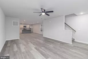 1194 Holly St, Fredericksburg, VA 22405 - Photo 6