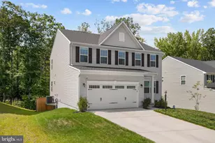 324 Mckittrick Dr, Stafford, VA 22554 - Photo 2