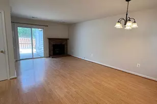 106 Wind Ridge Dr, Stafford, VA 22554 - Photo 2