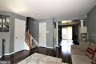 203 Backridge Ct, Fredericksburg, VA 22406 - Photo 2
