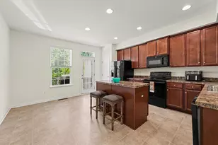 207 Streamview Dr, Fredericksburg, VA 22405 - Photo 6