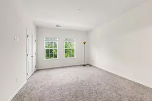 207 Streamview Dr, Fredericksburg, VA 22405 - Photo 12
