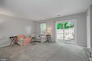1229 Thomas Jefferson Pl, Fredericksburg, VA 22405 - Photo 10