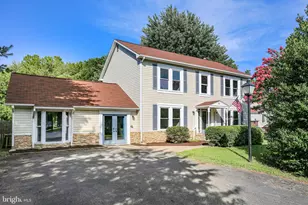 89 Cleremont Dr, Fredericksburg, VA 22405 - Photo 2