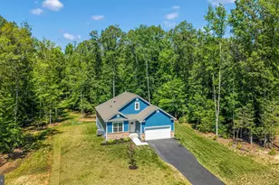 626 Long Meadow Dr, Fredericksburg, VA 22406 - Photo 36