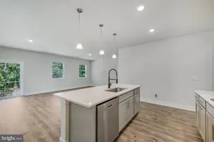 626 Long Meadow Dr, Fredericksburg, VA 22406 - Photo 18