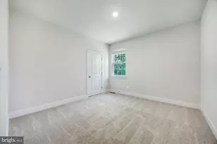 626 Long Meadow Dr, Fredericksburg, VA 22406 - Photo 24