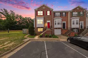 12 Townes Pl, Fredericksburg, VA 22405 - Photo 1