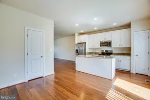83 Andrews Pl, Fredericksburg, VA 22405 - Photo 8