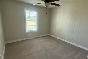 1391 Garrisonville Rd, Stafford, VA 22556 - Photo 16