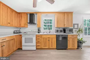 28 Galilean Dr, Fredericksburg, VA 22406 - Photo 6