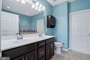 266 Long Point Dr, Fredericksburg, VA 22406 - Photo 20