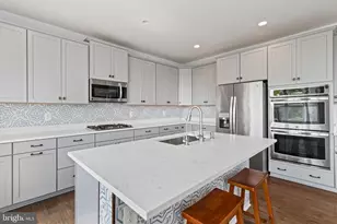 995 Aspen Rd, Stafford, VA 22554 - Photo 2