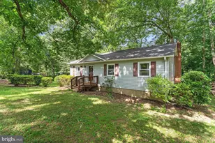 3 Hillcrest Dr, Stafford, VA 22556 - Photo 2